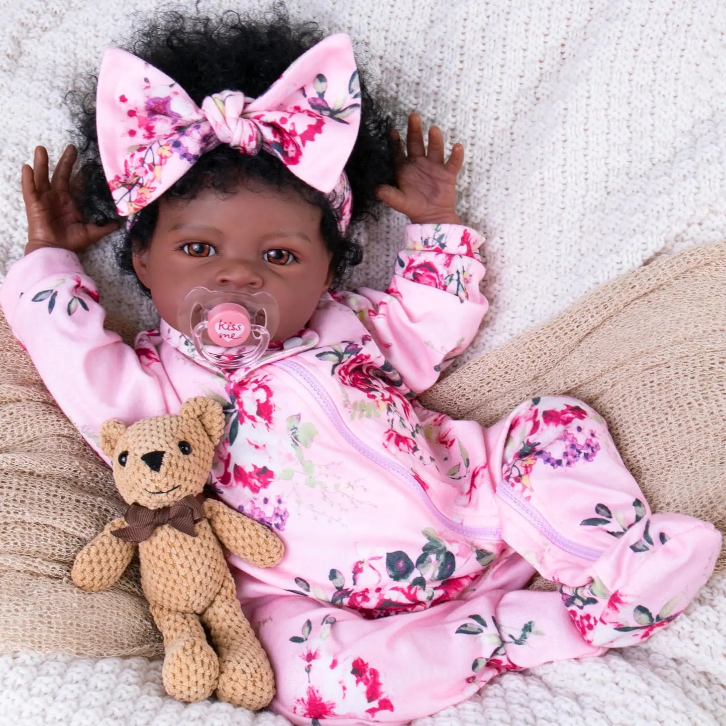 Risbecko Handmade Lifelike Reborn Baby Doll Cloth Body