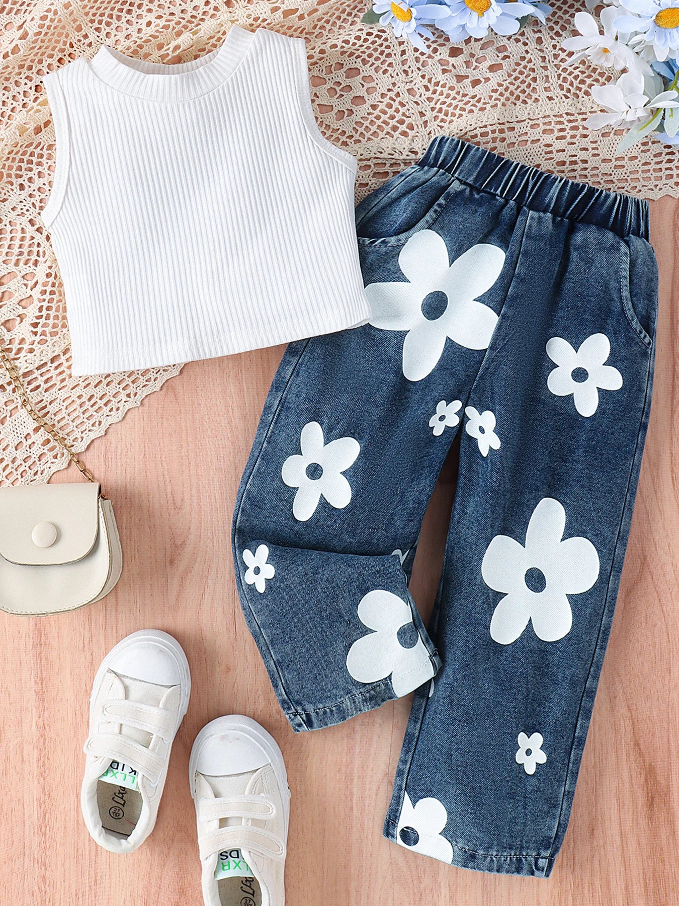 Toddler Girl Tank Top And Printed Jeans Set Outfit