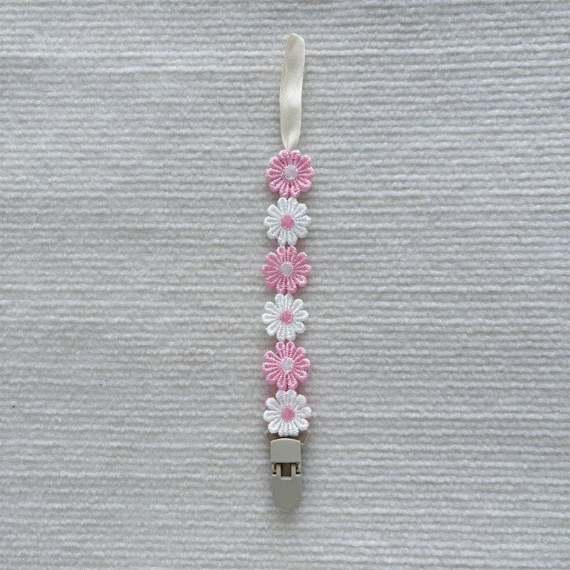 Hign-concerned Daisy Pacifier Clips Baby Accessories