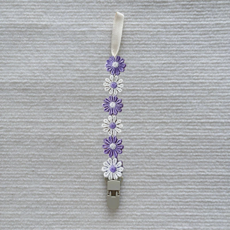 Hign-concerned Daisy Pacifier Clips Baby Accessories