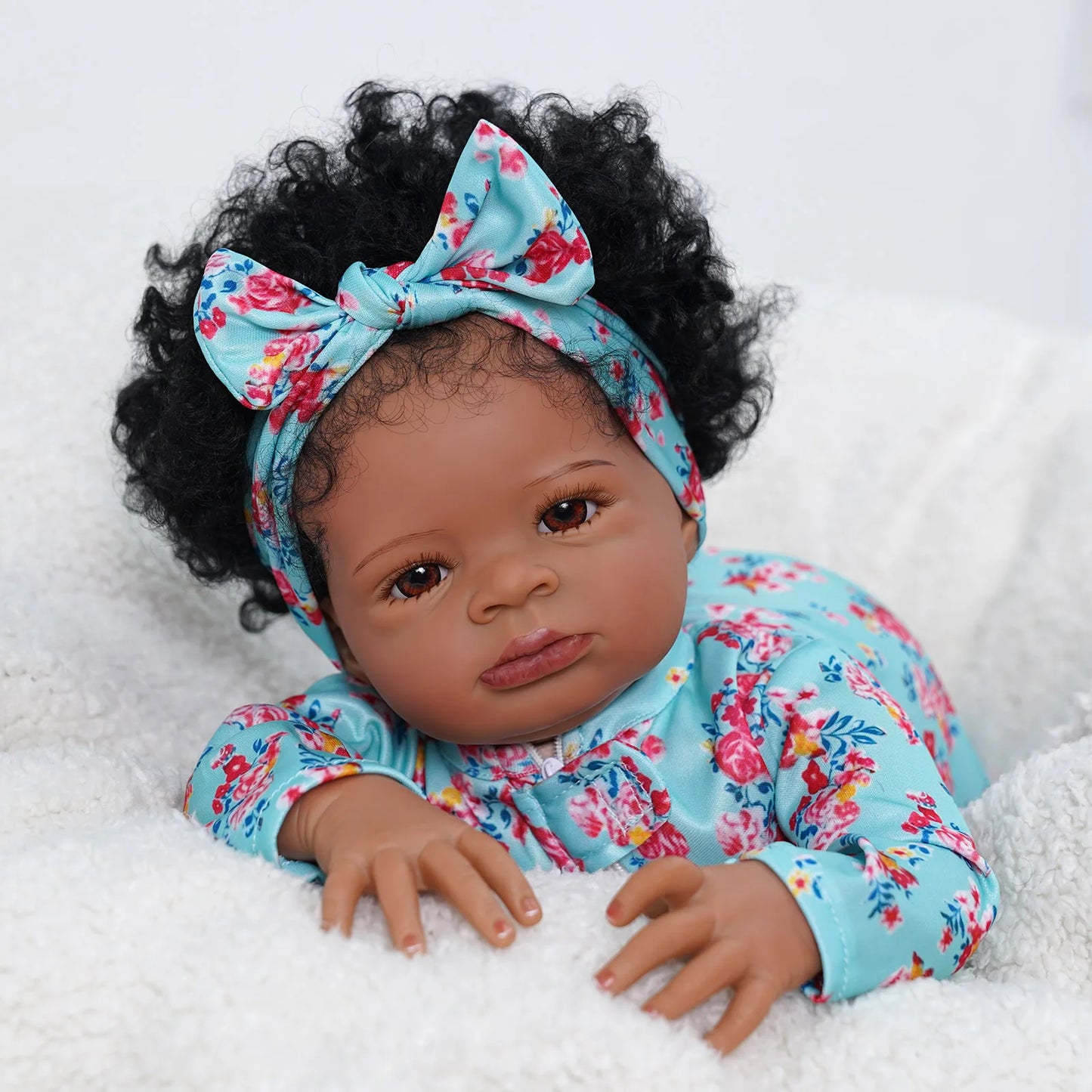 Risbecko Reborn Baby Doll Soft Touch 3D Paint Veins Collectible Gift
