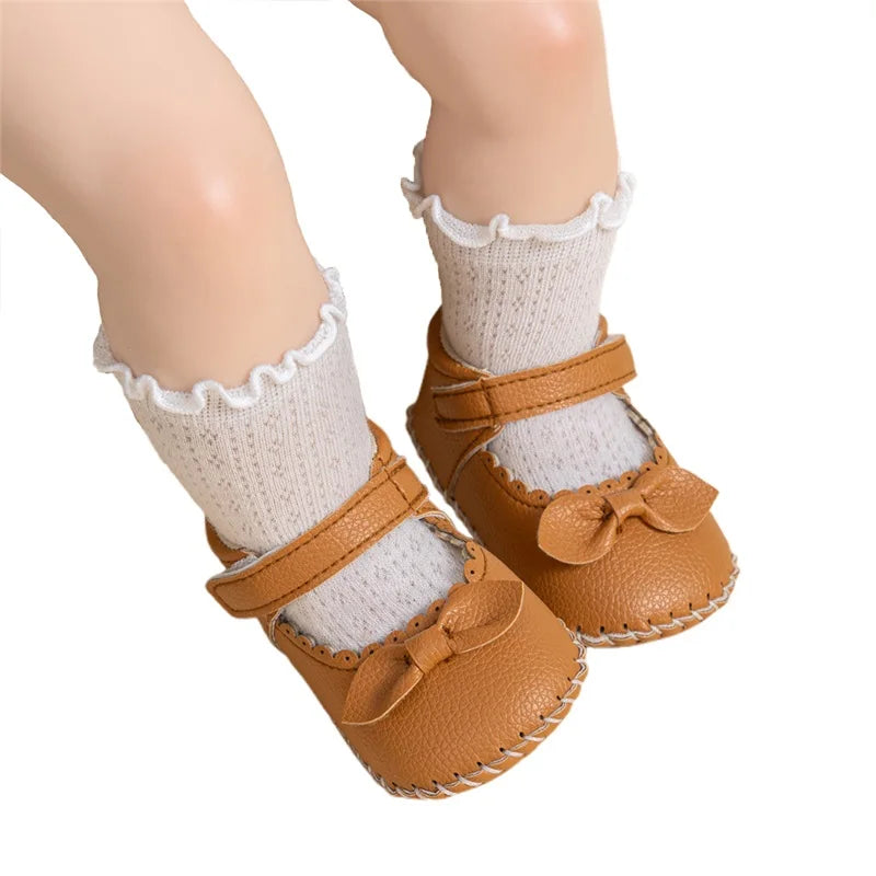 CN Adorable Baby Girls Mary Jane Shoes With Bow Details