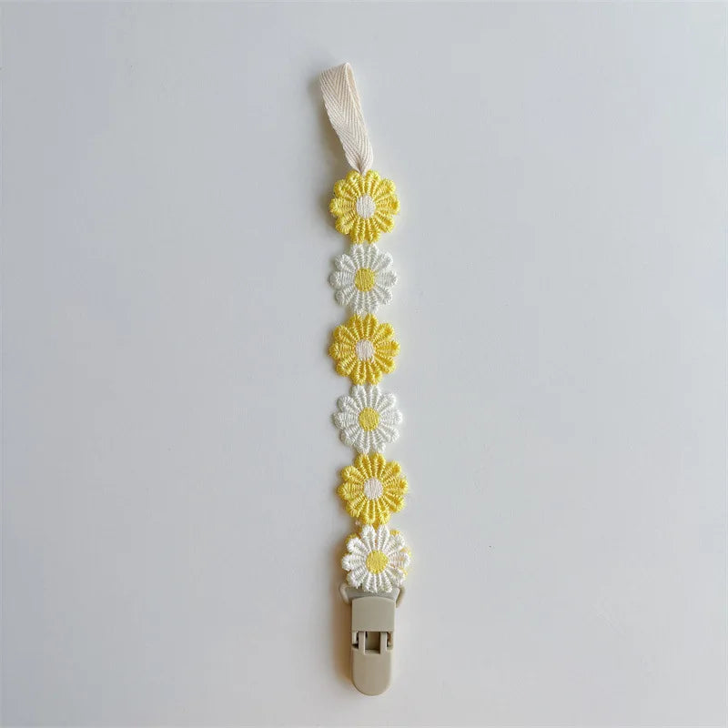 Hign-concerned Daisy Pacifier Clips Baby Accessories