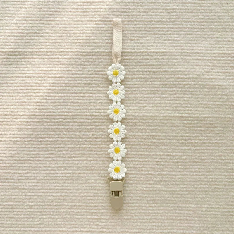 Hign-concerned Daisy Pacifier Clips Baby Accessories