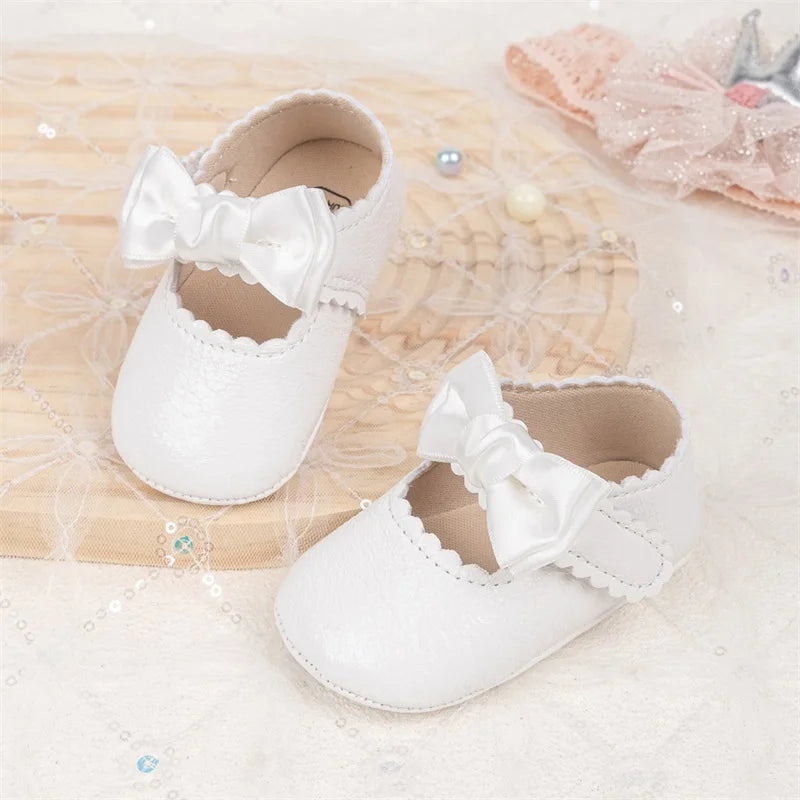Guangdong Baby Moccasins With Bow Detail Anti Slip Soft Sole Prewalker Shoes