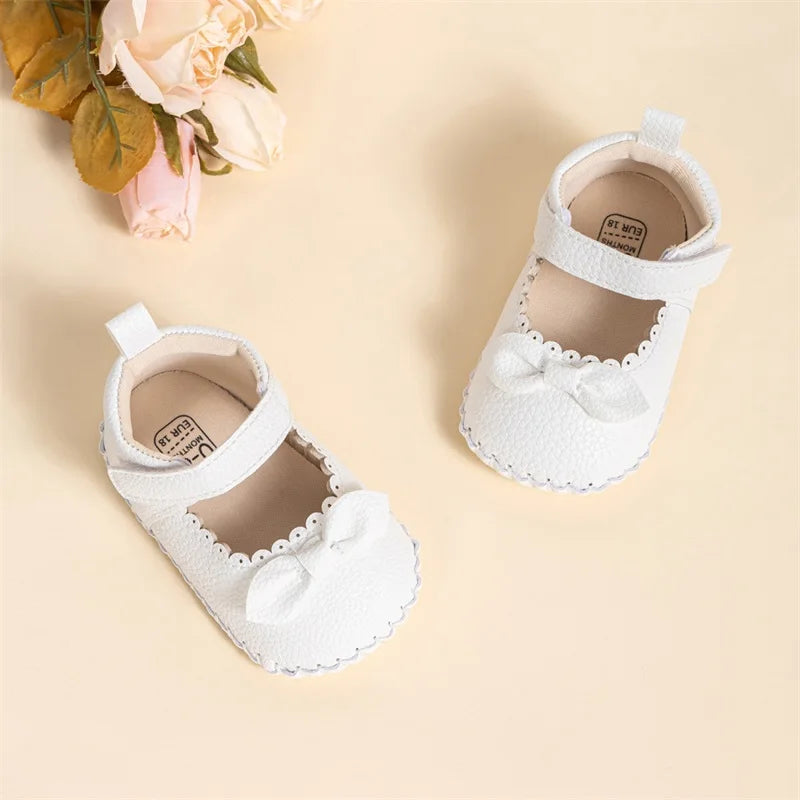 CN Adorable Baby Girls Mary Jane Shoes With Bow Details