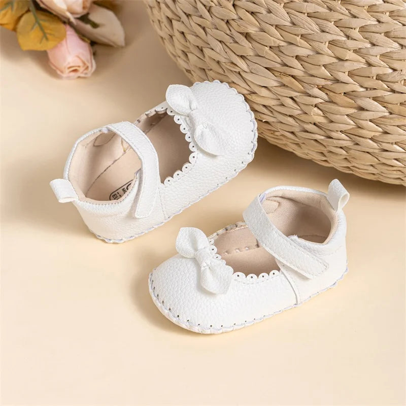 CN Adorable Baby Girls Mary Jane Shoes With Bow Details